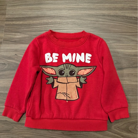 Star Wars Red Kids Sweatshirt with Baby Yoda Design size 18M - Picture 1 of 4